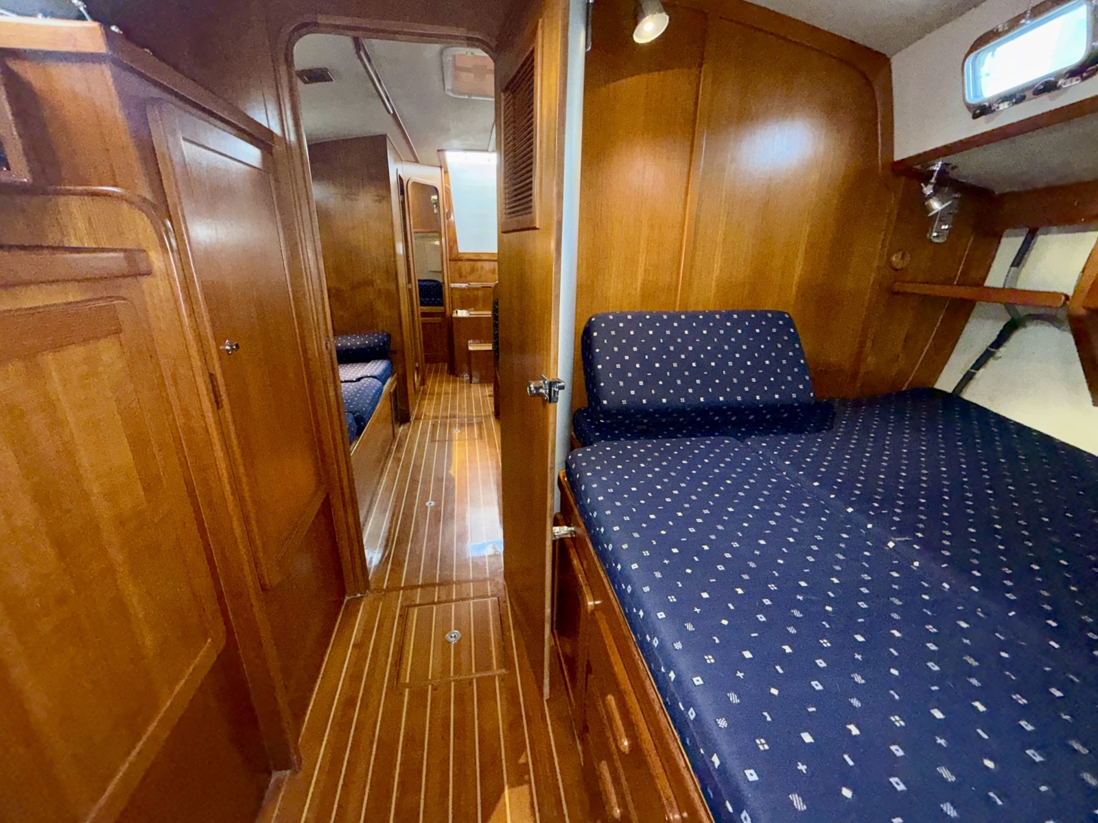 2001 Caliber 40 LRC