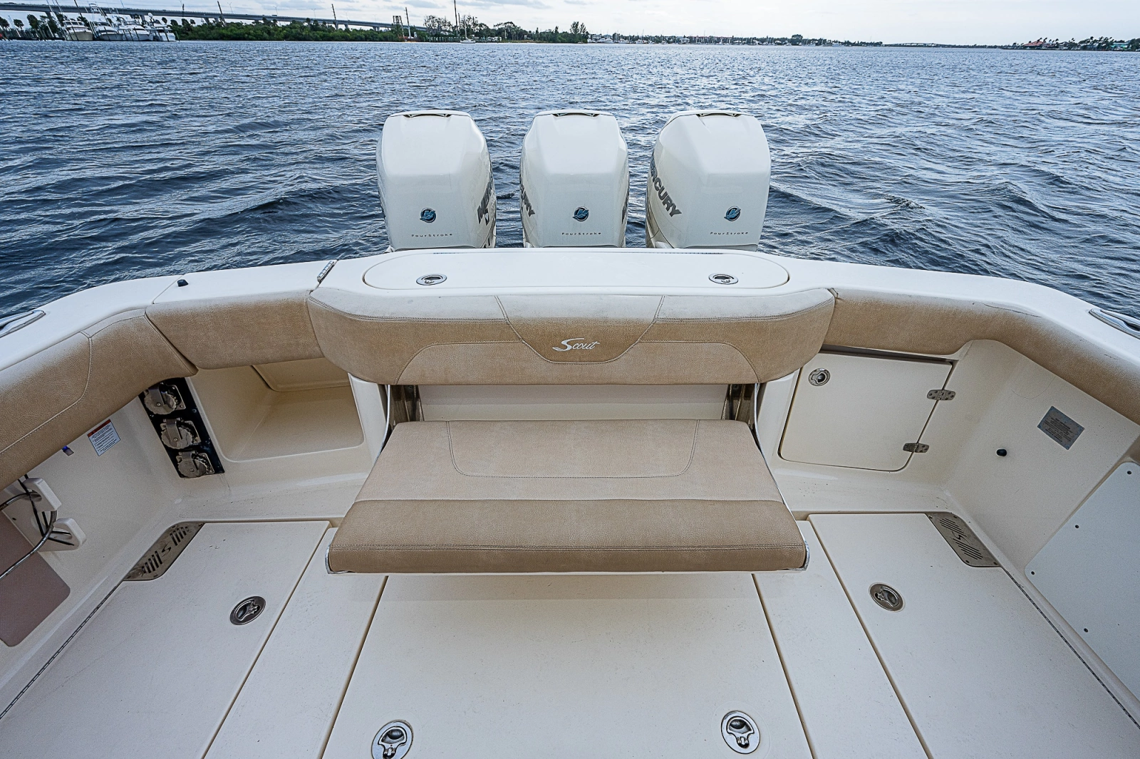 2018 Scout 355 LXF