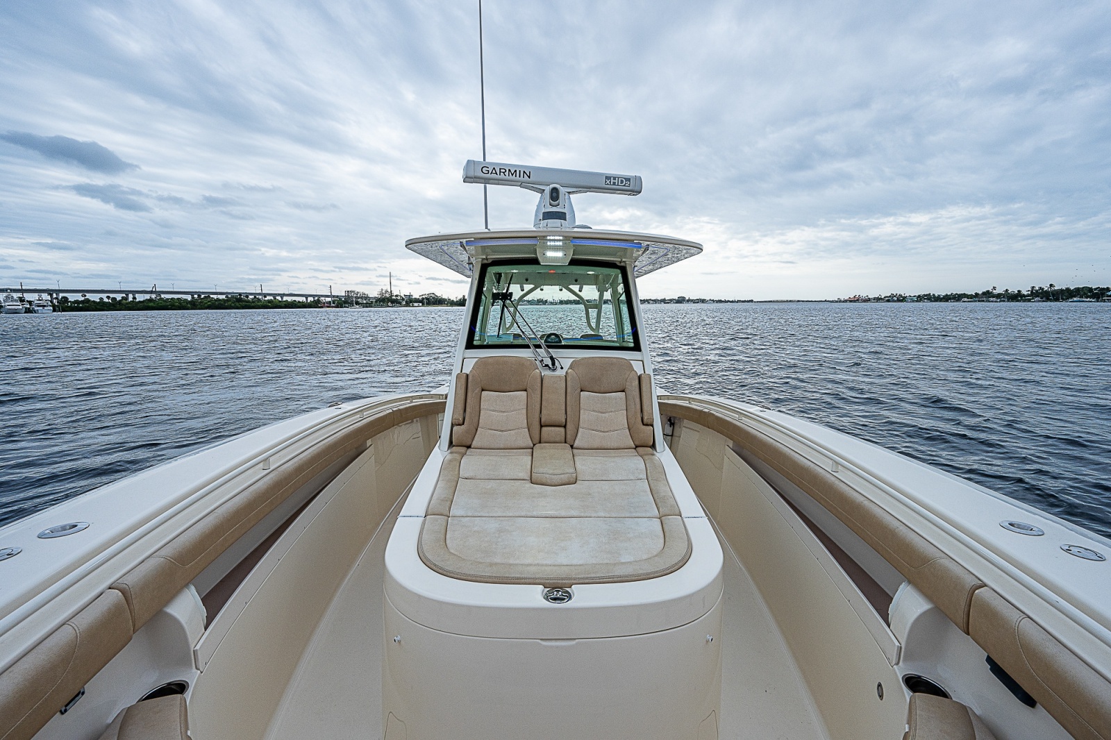 2018 Scout 355 LXF