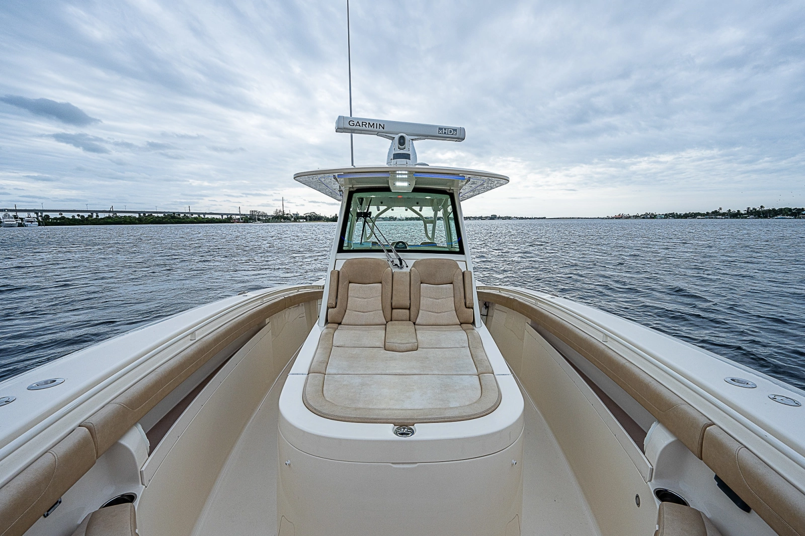 2018 Scout 355 LXF