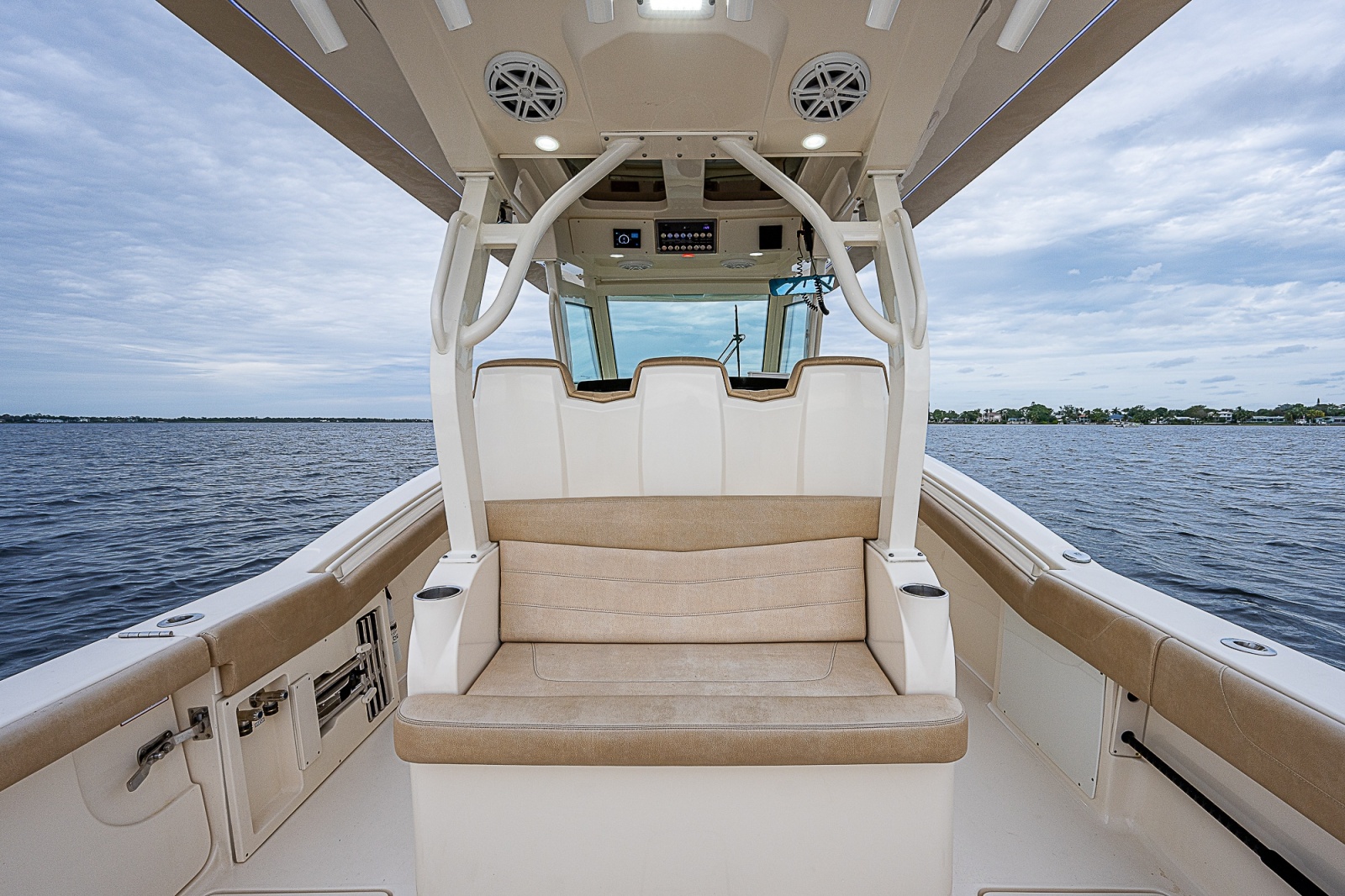 2018 Scout 355 LXF
