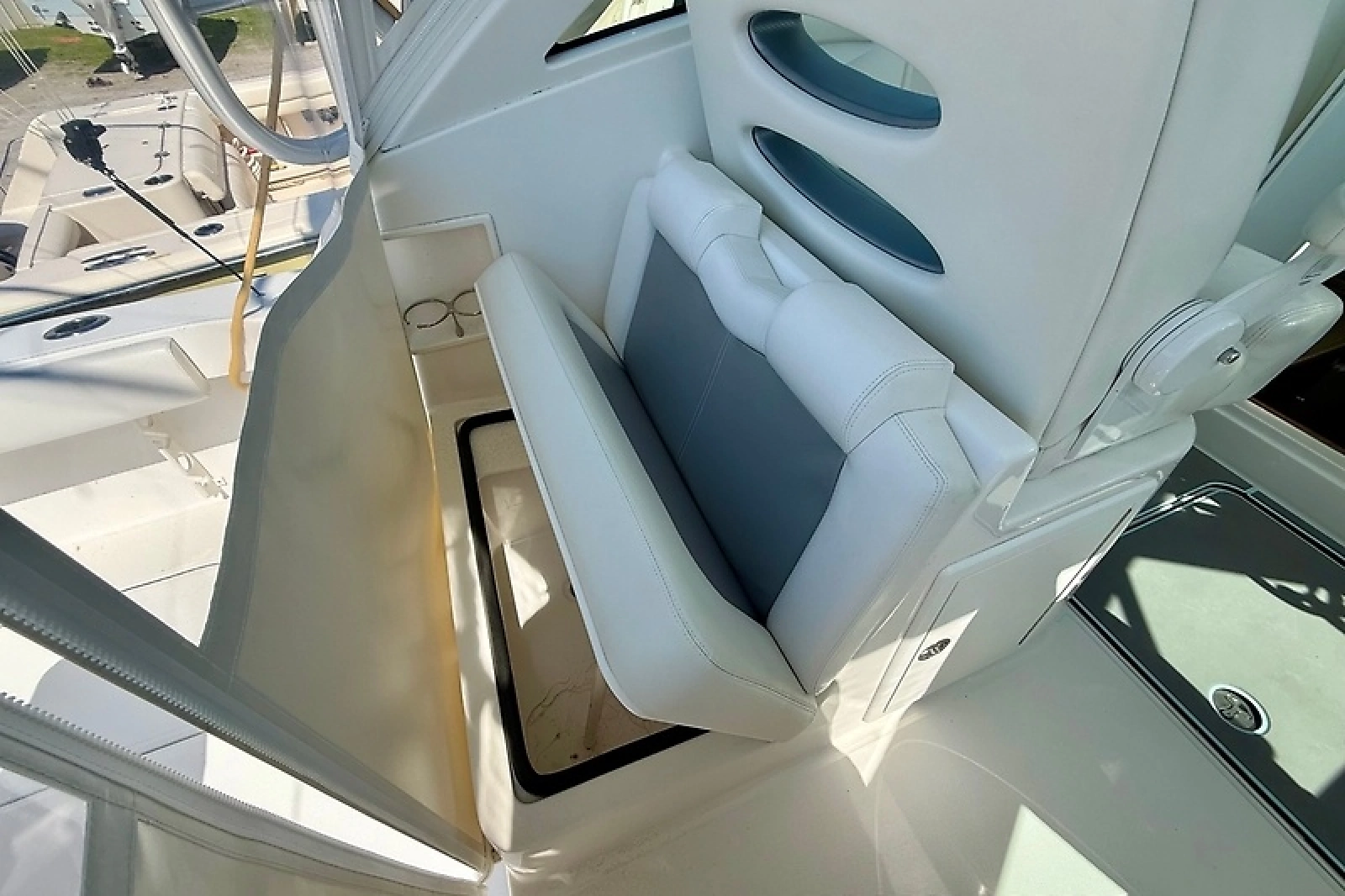 0005898515