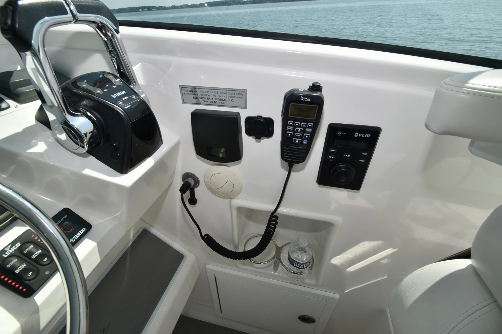 2018 Albemarle 29 Express