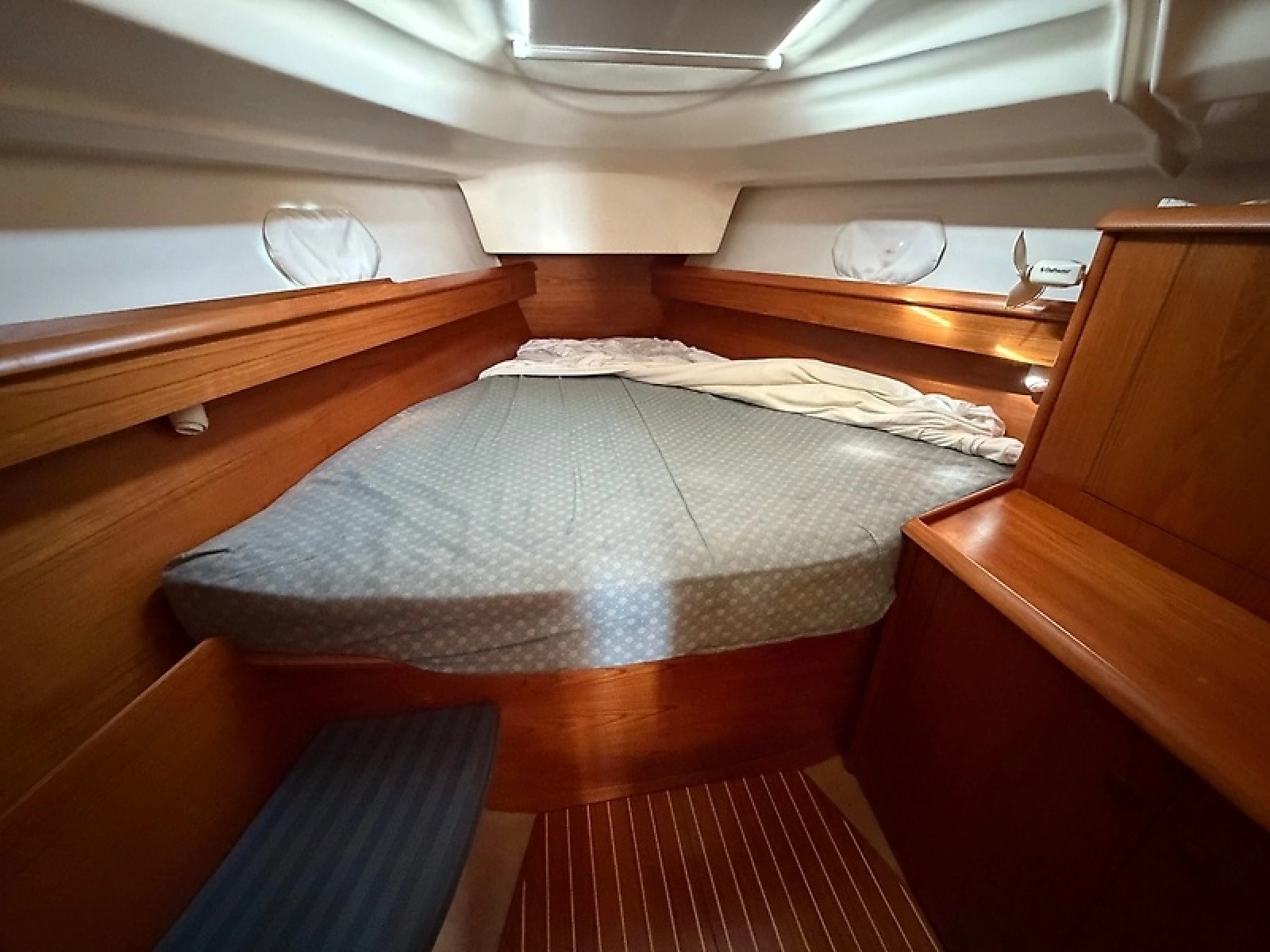 2000 Jeanneau Sun Odyssey 40.3