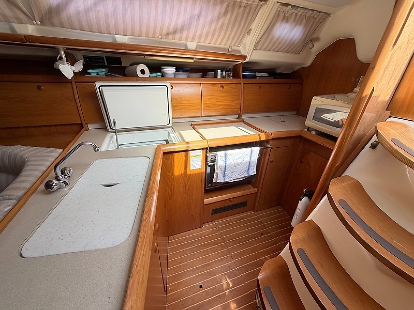 2000 Jeanneau Sun Odyssey 40.3