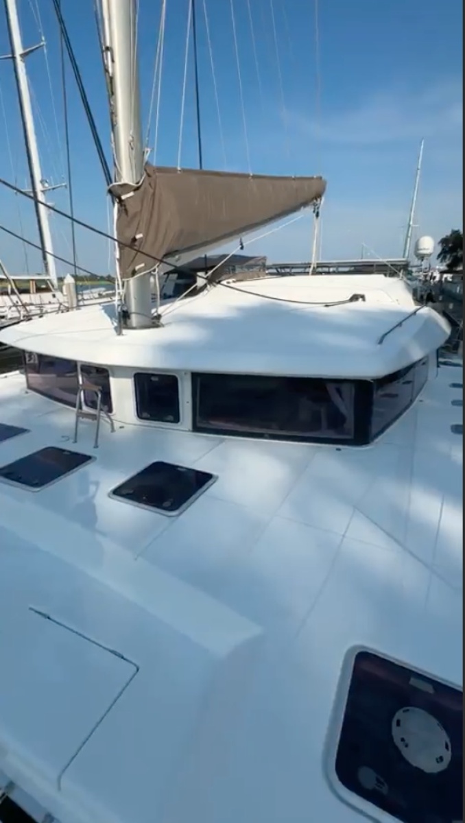 2014 Lagoon 421