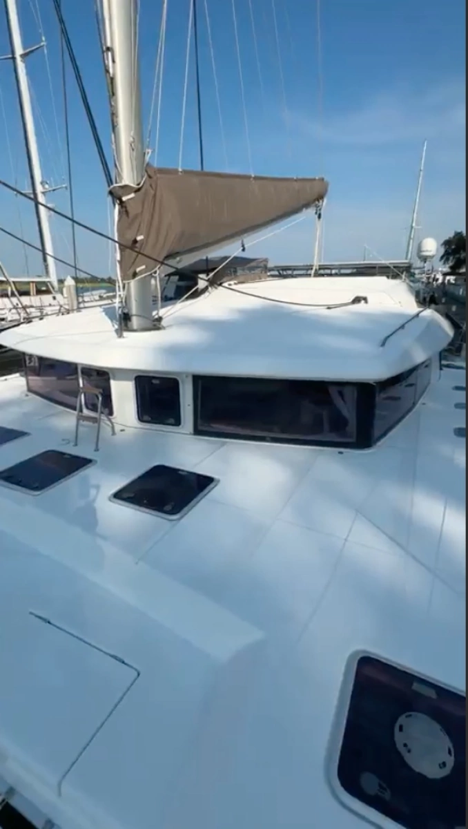 2014 Lagoon 421