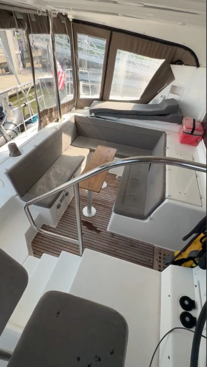 2014 Lagoon 421