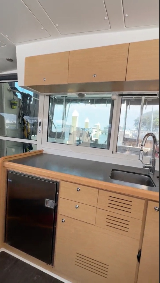 2014 Lagoon 421