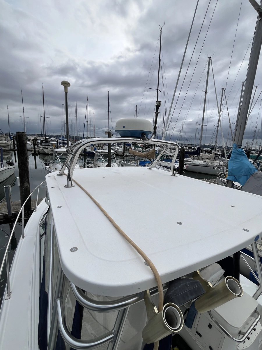 2001 Boston Whaler Conquest 28