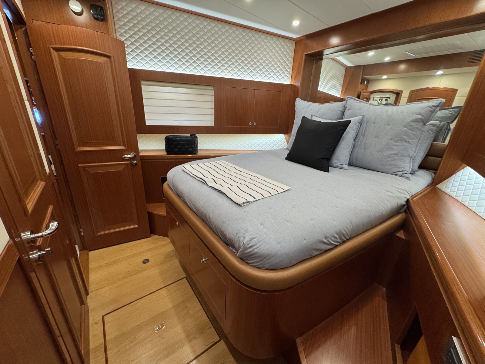 2023 Apollonian Yachts Apollonian Yachts 52 Pilothouse