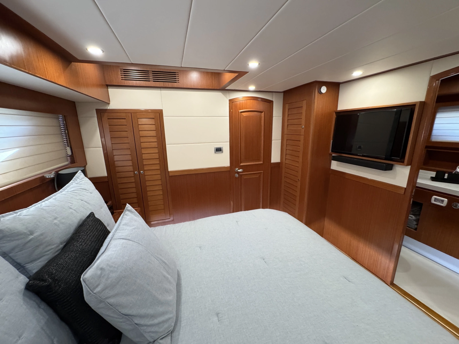 2023 Apollonian Yachts Apollonian Yachts 52 Pilothouse