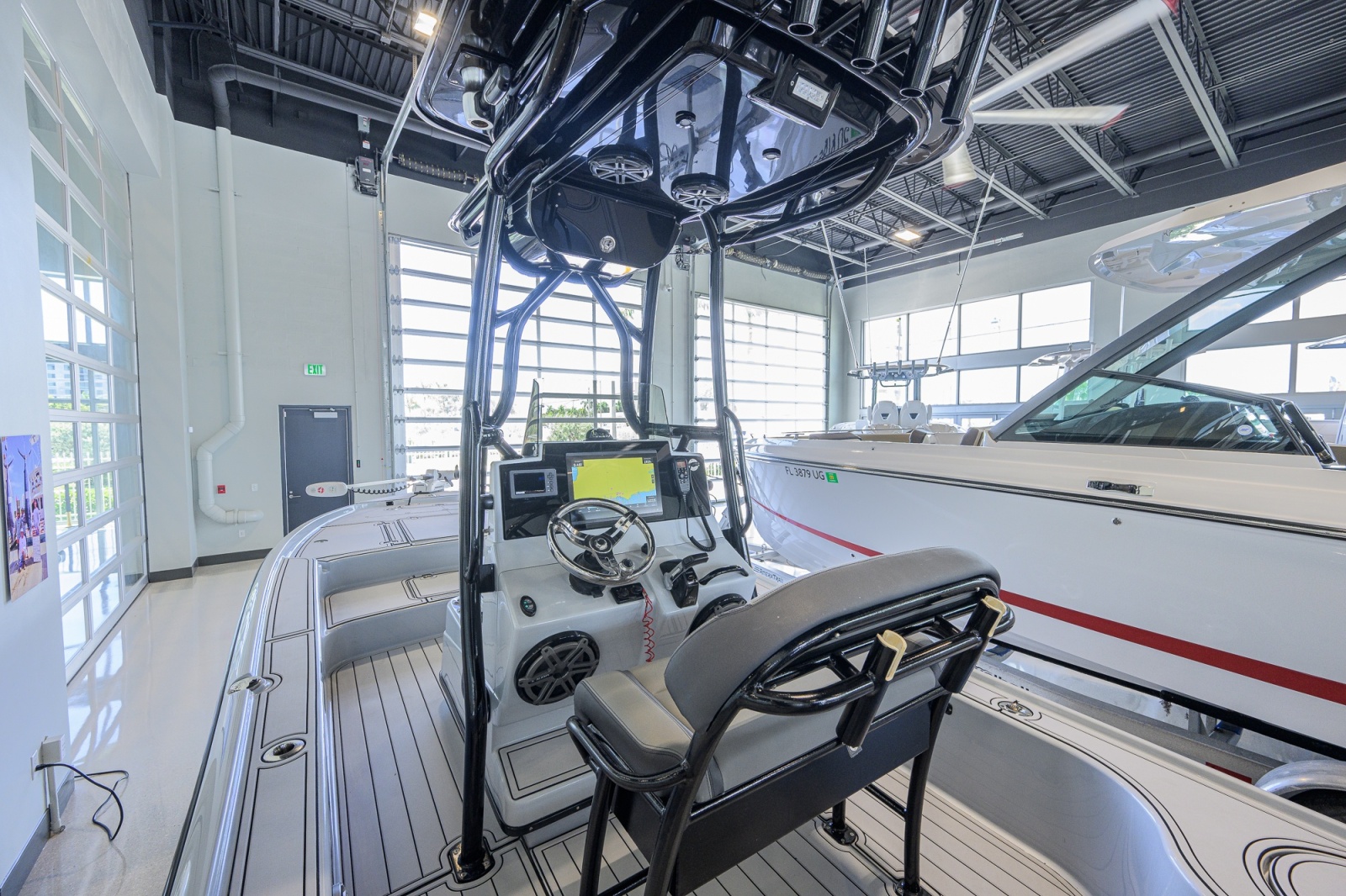 2017 Yellowfin 24 Bay CE