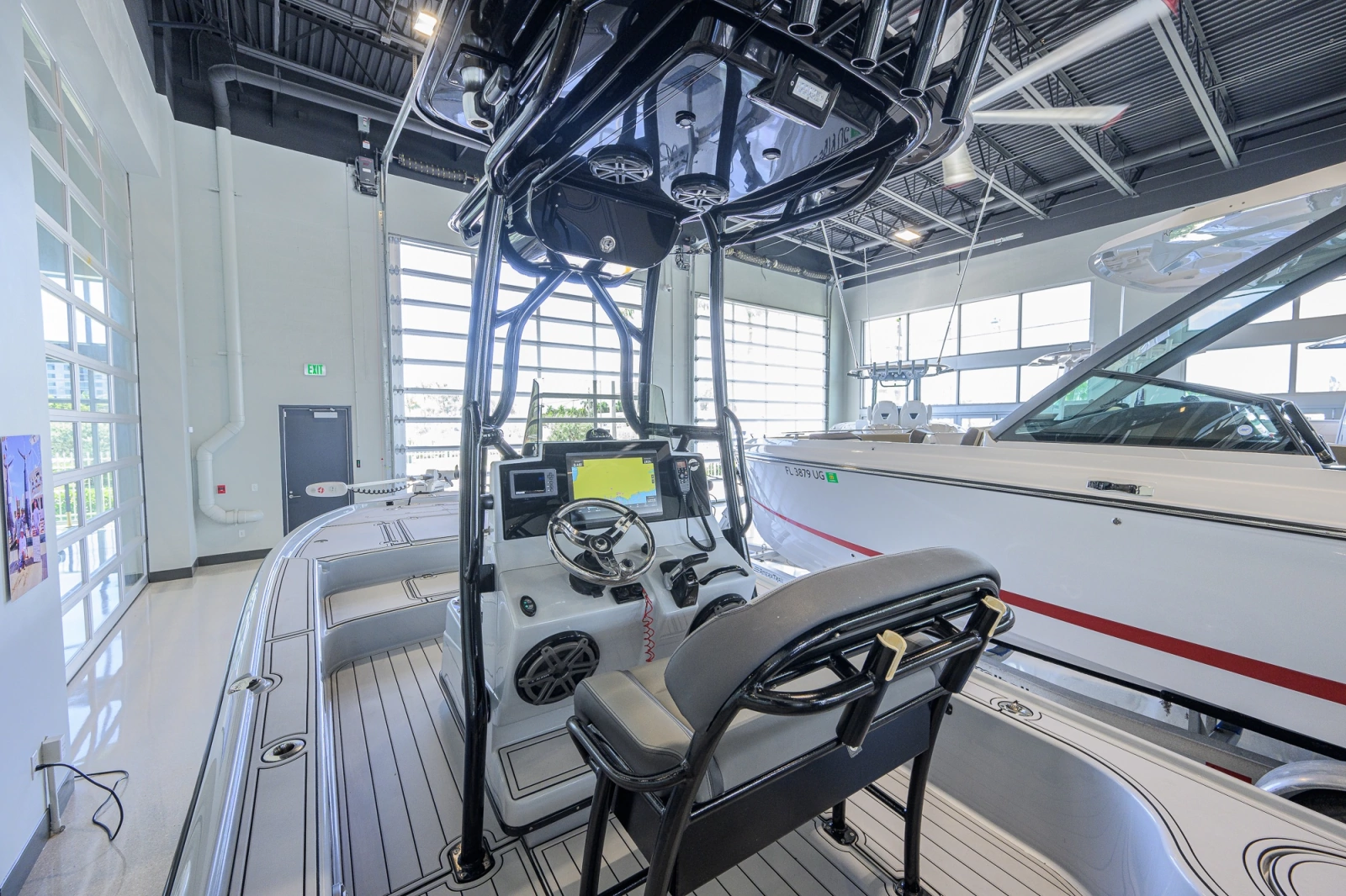 2017 Yellowfin 24 Bay CE