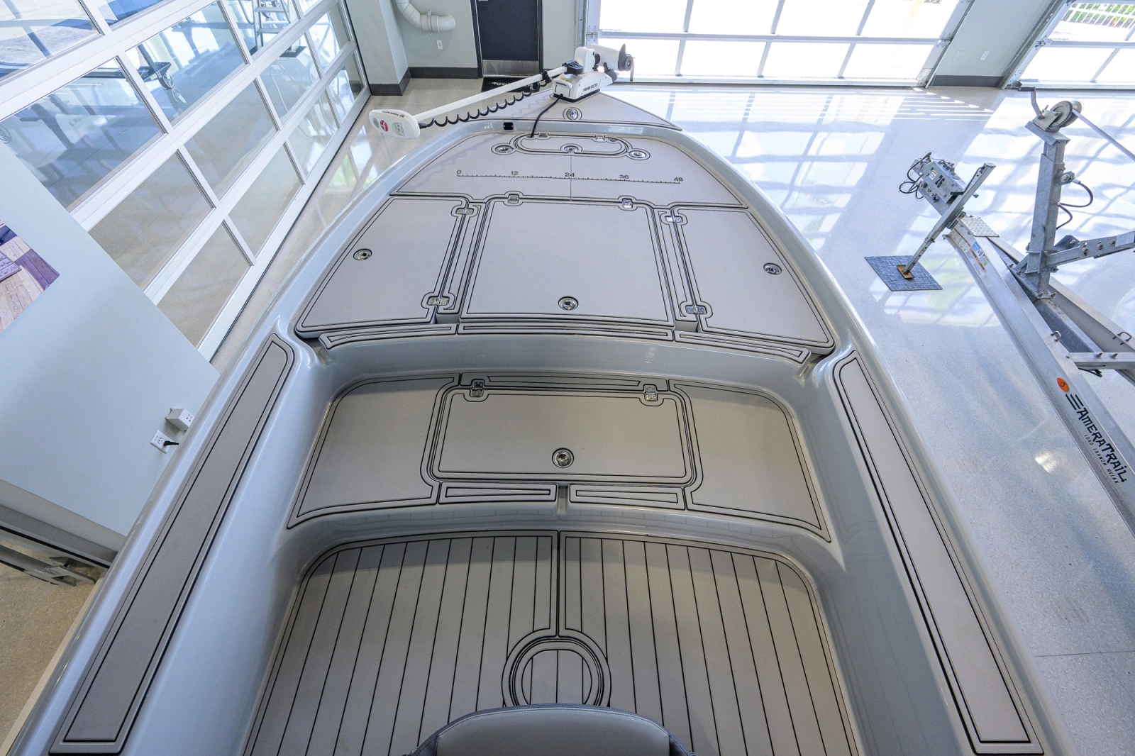 2017 Yellowfin 24 Bay CE