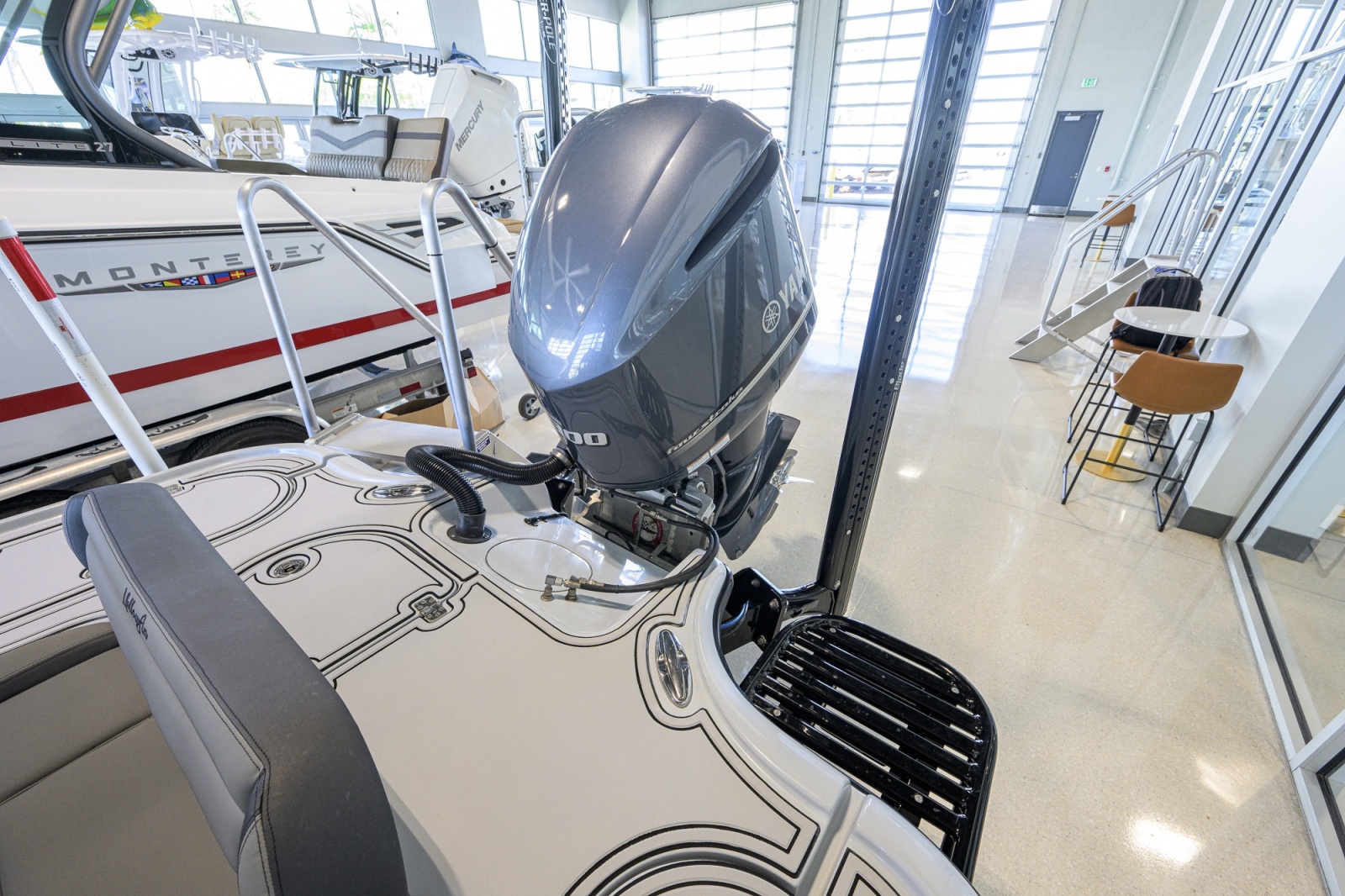 2017 Yellowfin 24 Bay CE