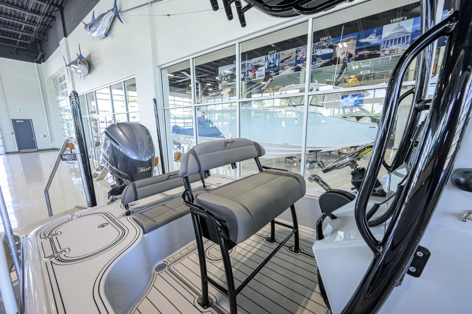 2017 Yellowfin 24 Bay CE
