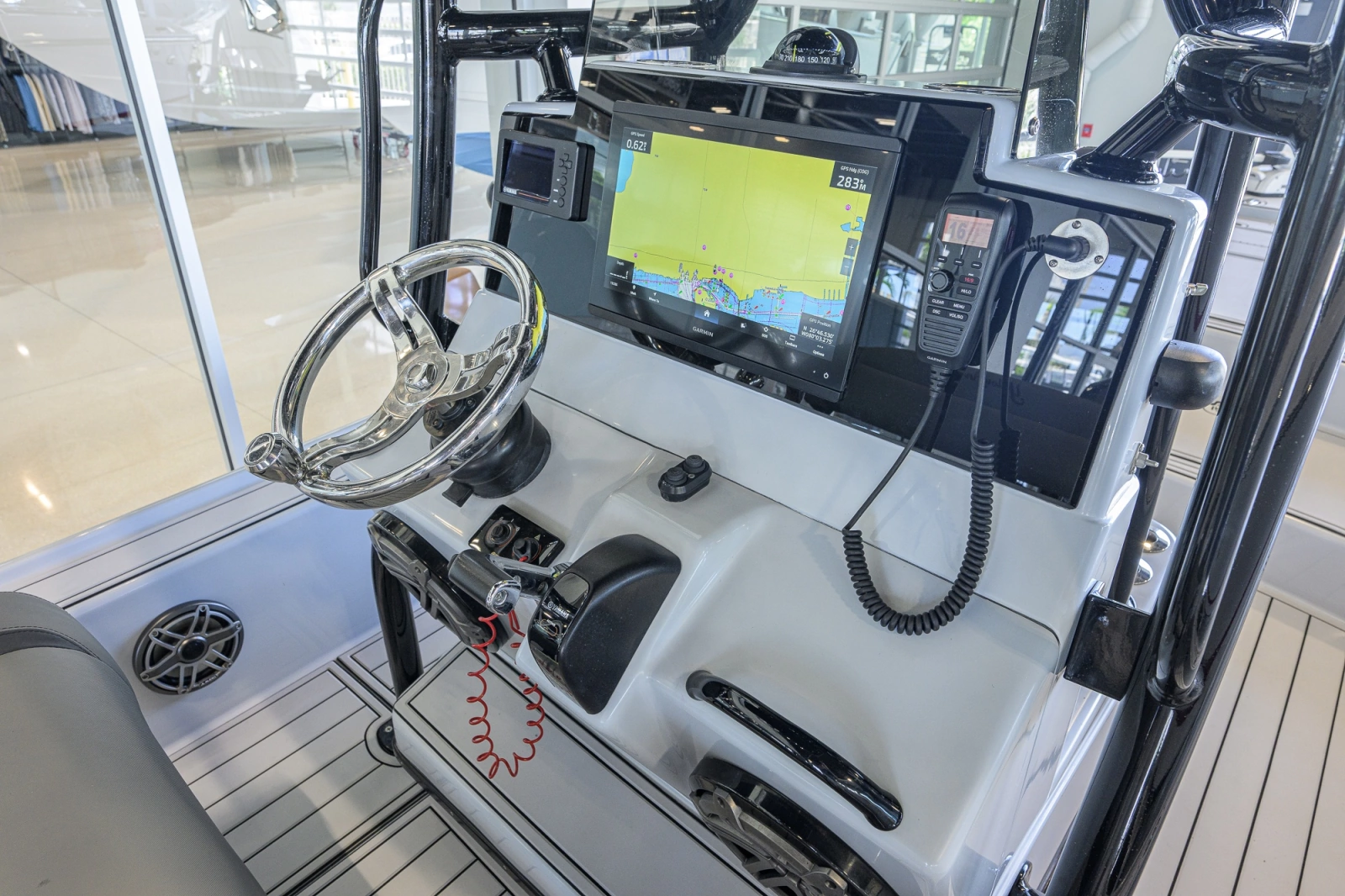 2017 Yellowfin 24 Bay CE
