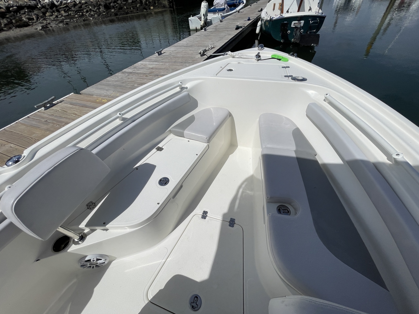 2023 Mako 214 CC
