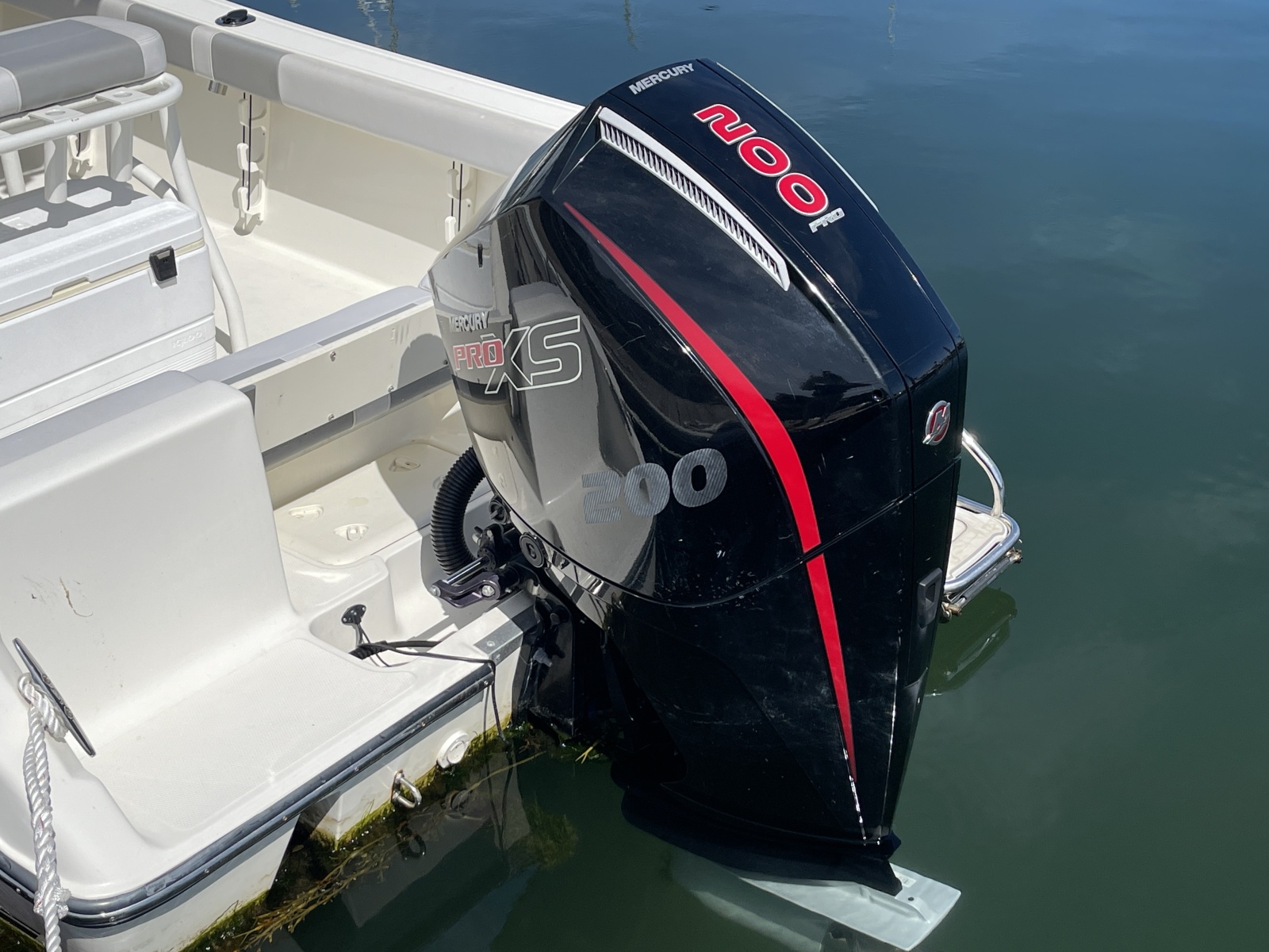 2023 Mako 214 CC