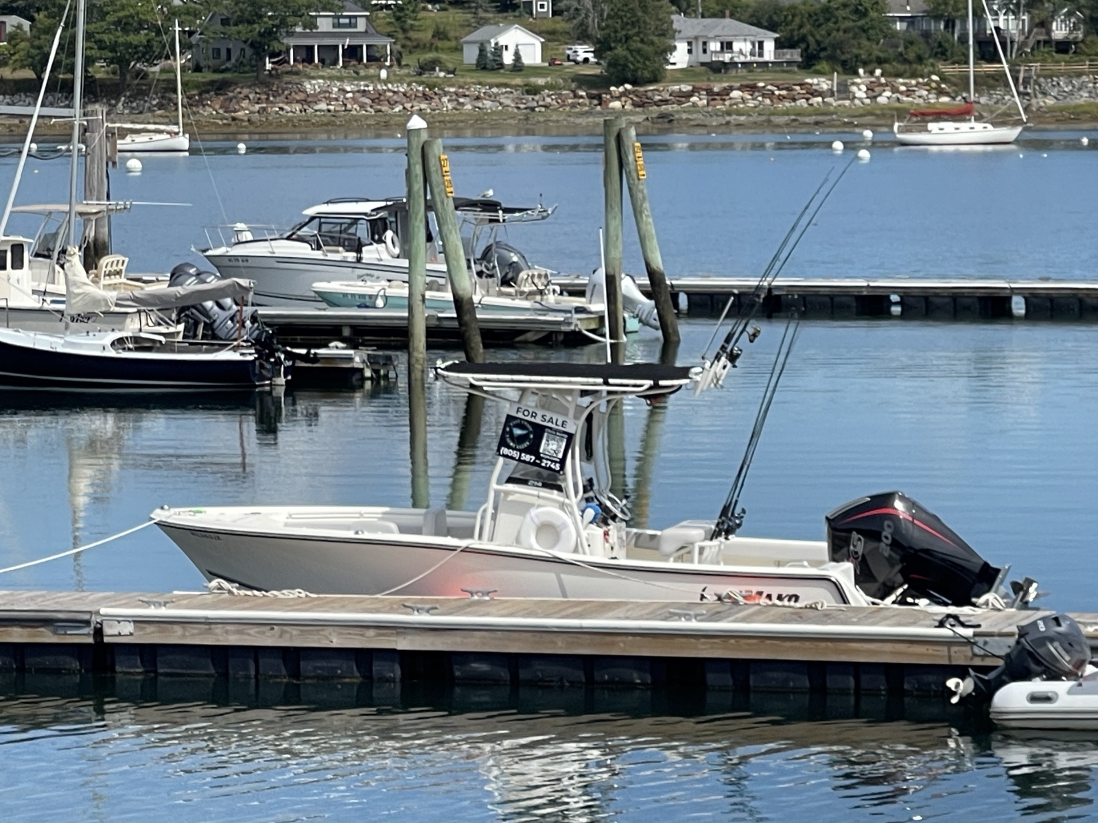 2023 Mako 214 CC