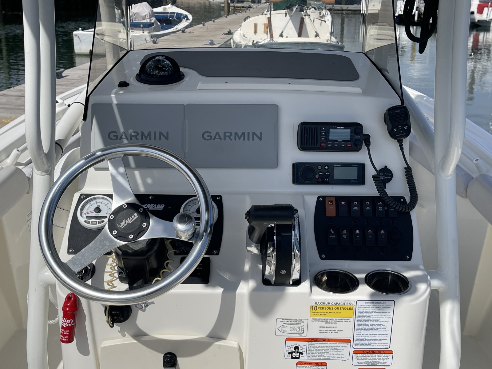 2023 Mako 214 CC
