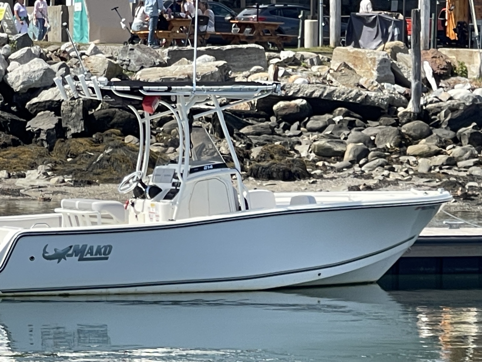 2023 Mako 214 CC
