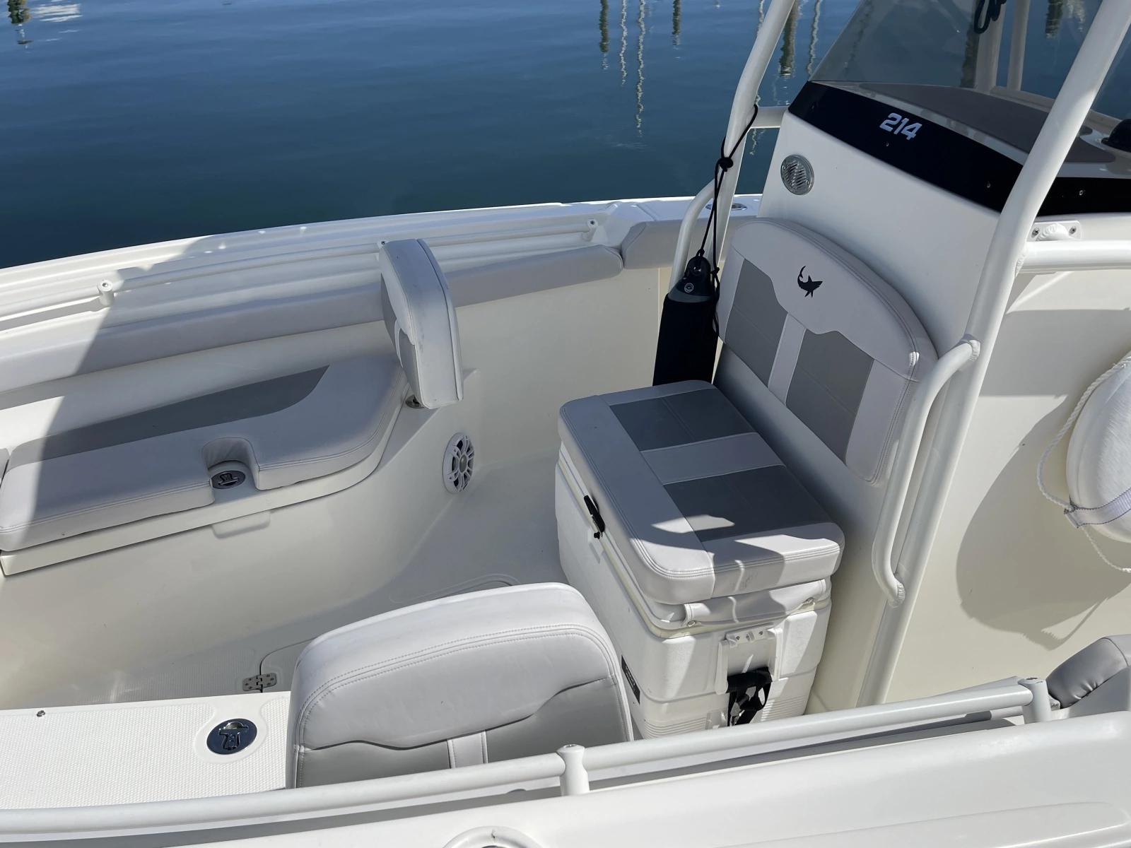 2023 Mako 214 CC