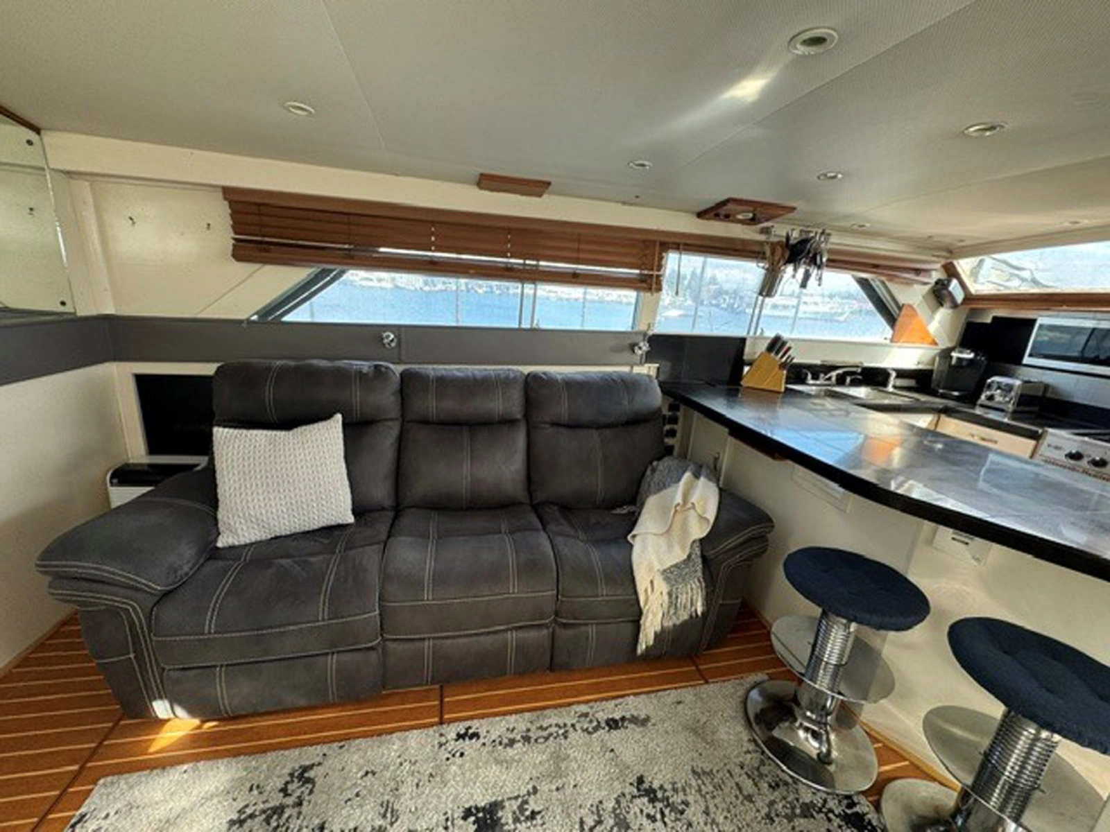 1968 Chris-Craft 47 Commander