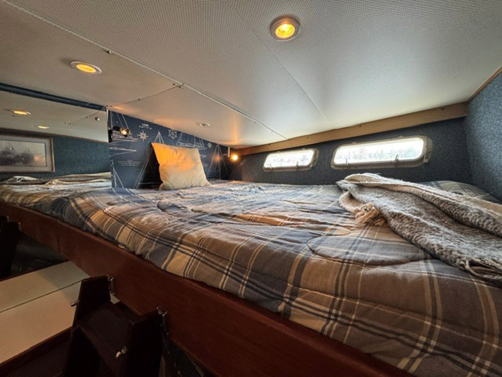 1968 Chris-Craft 47 Commander