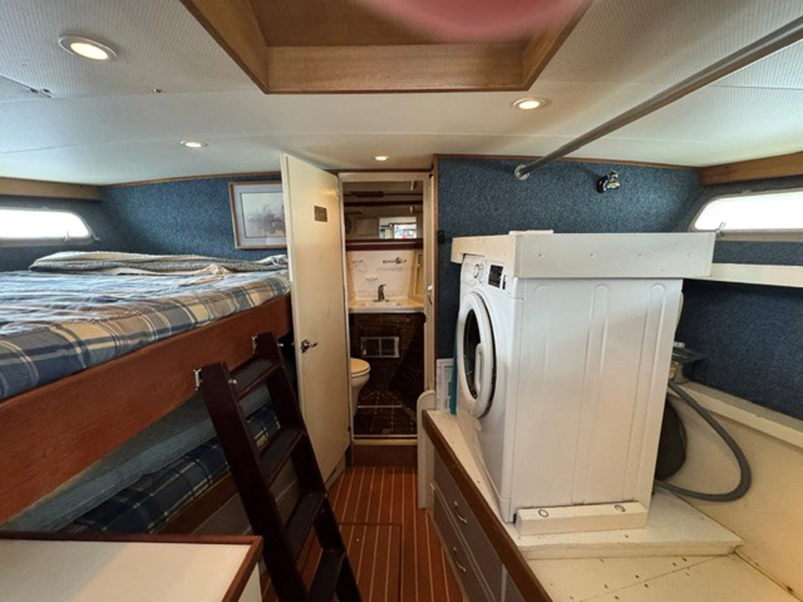 1968 Chris-Craft 47 Commander