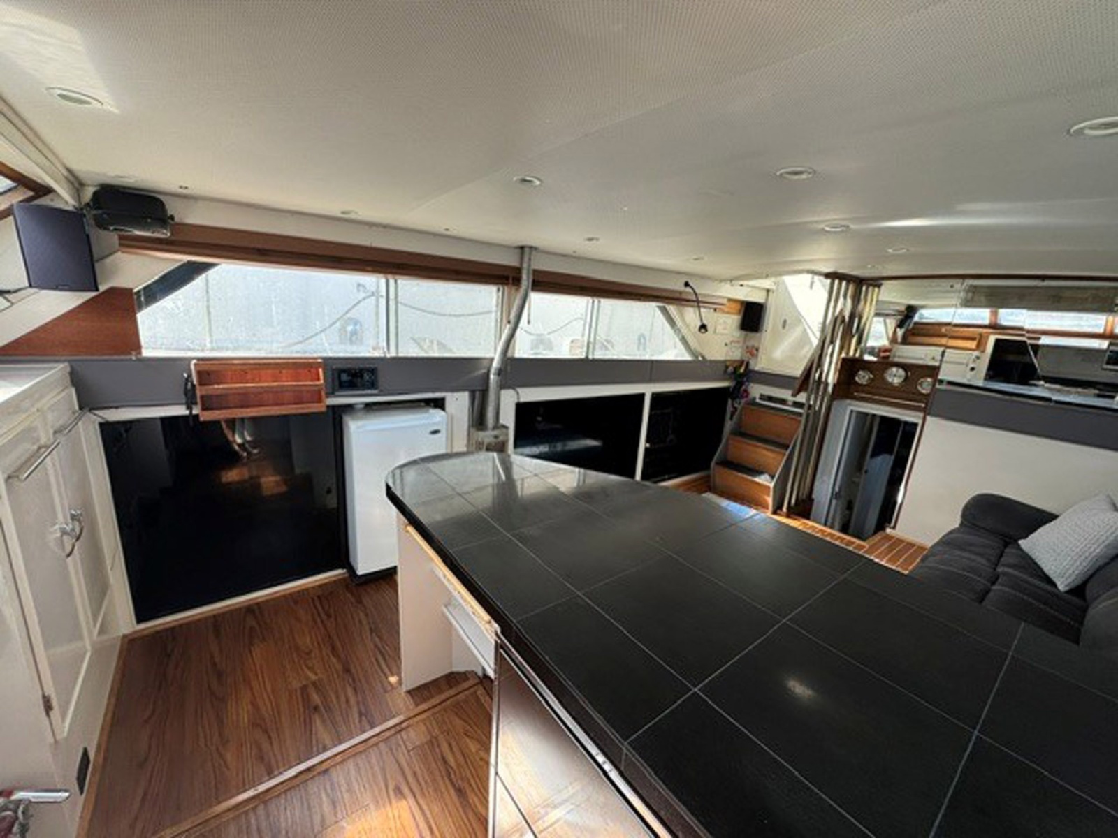 1968 Chris-Craft 47 Commander