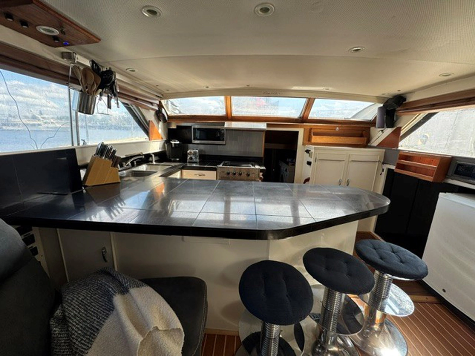 1968 Chris-Craft 47 Commander
