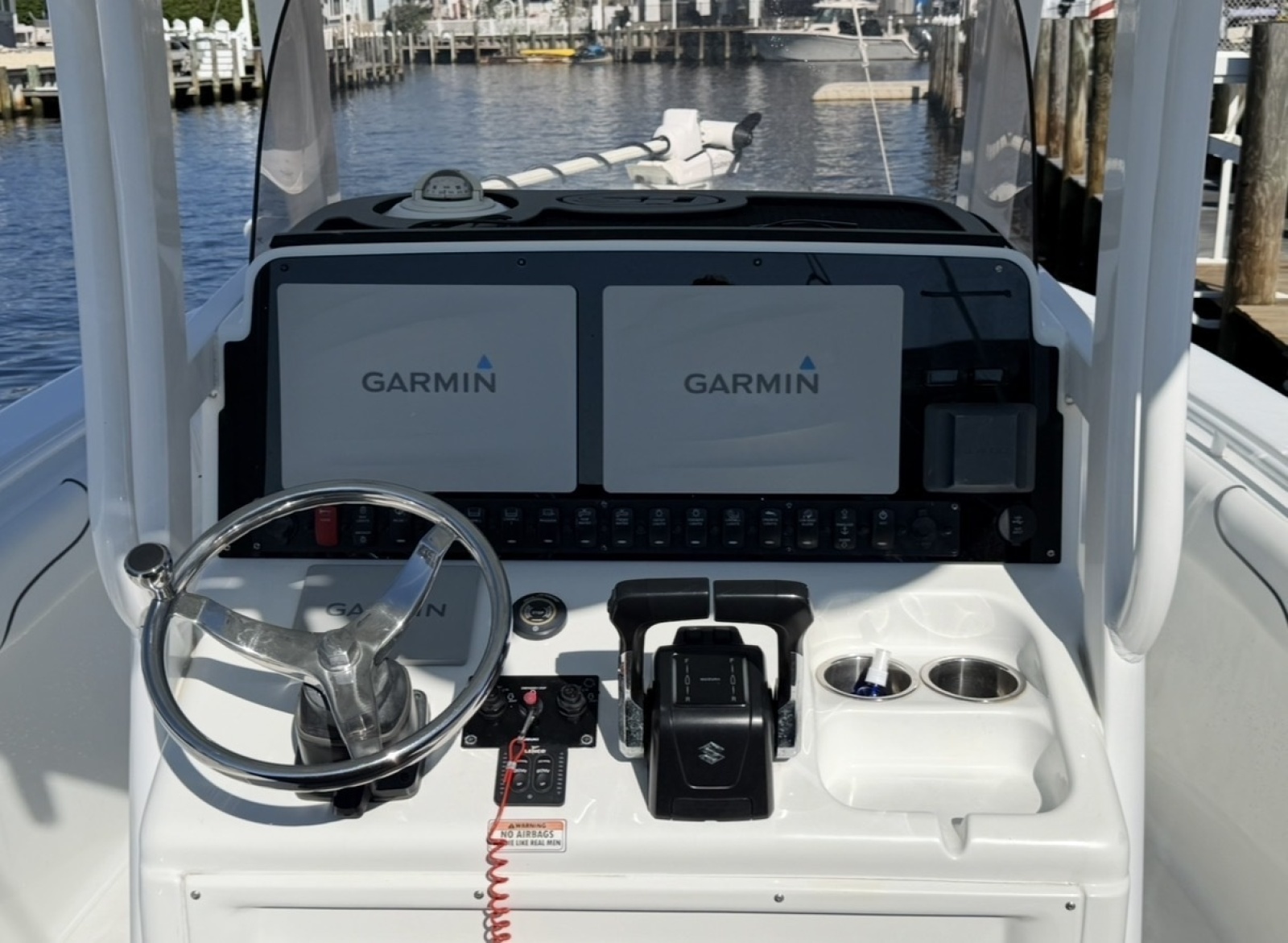 2016 Sea Hunt Gamefish 27FS