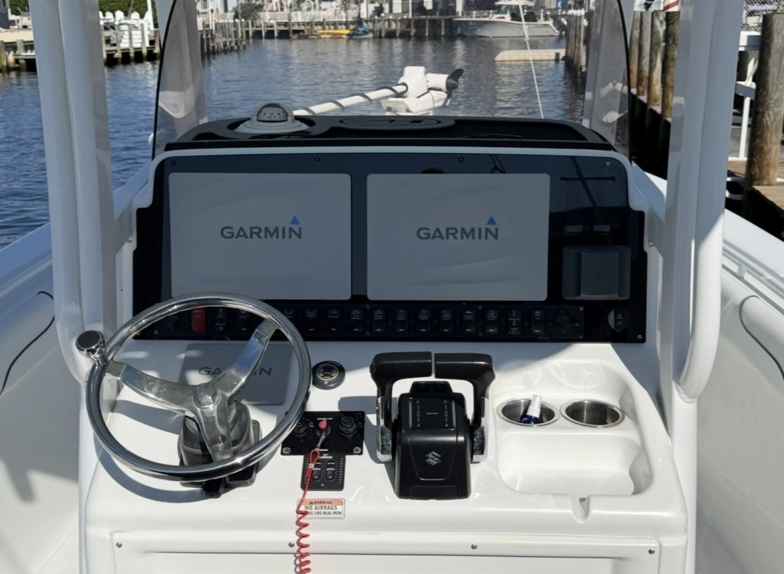 2016 Sea Hunt Gamefish 27FS