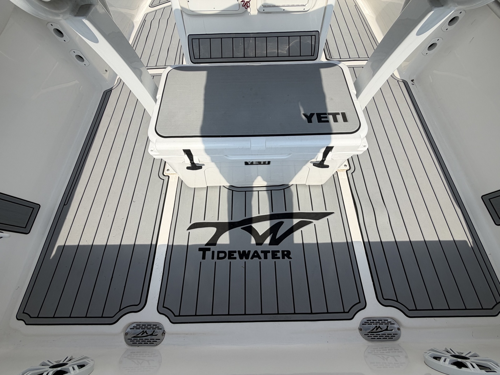2018 Tidewater 232 LXF