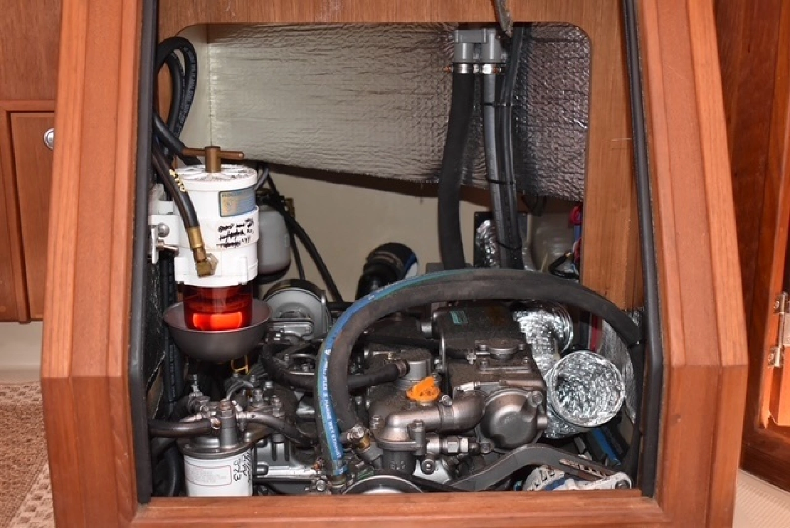 2004 Island Packet 370