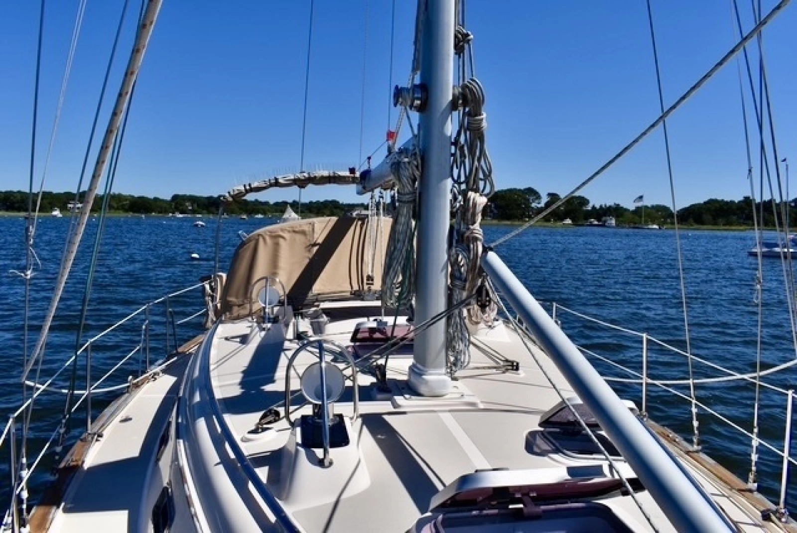 2004 Island Packet 370