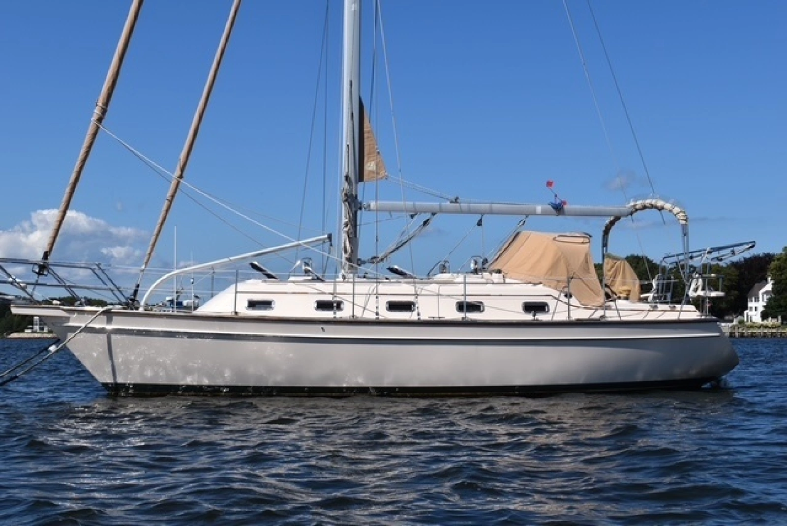 2004 Island Packet 370