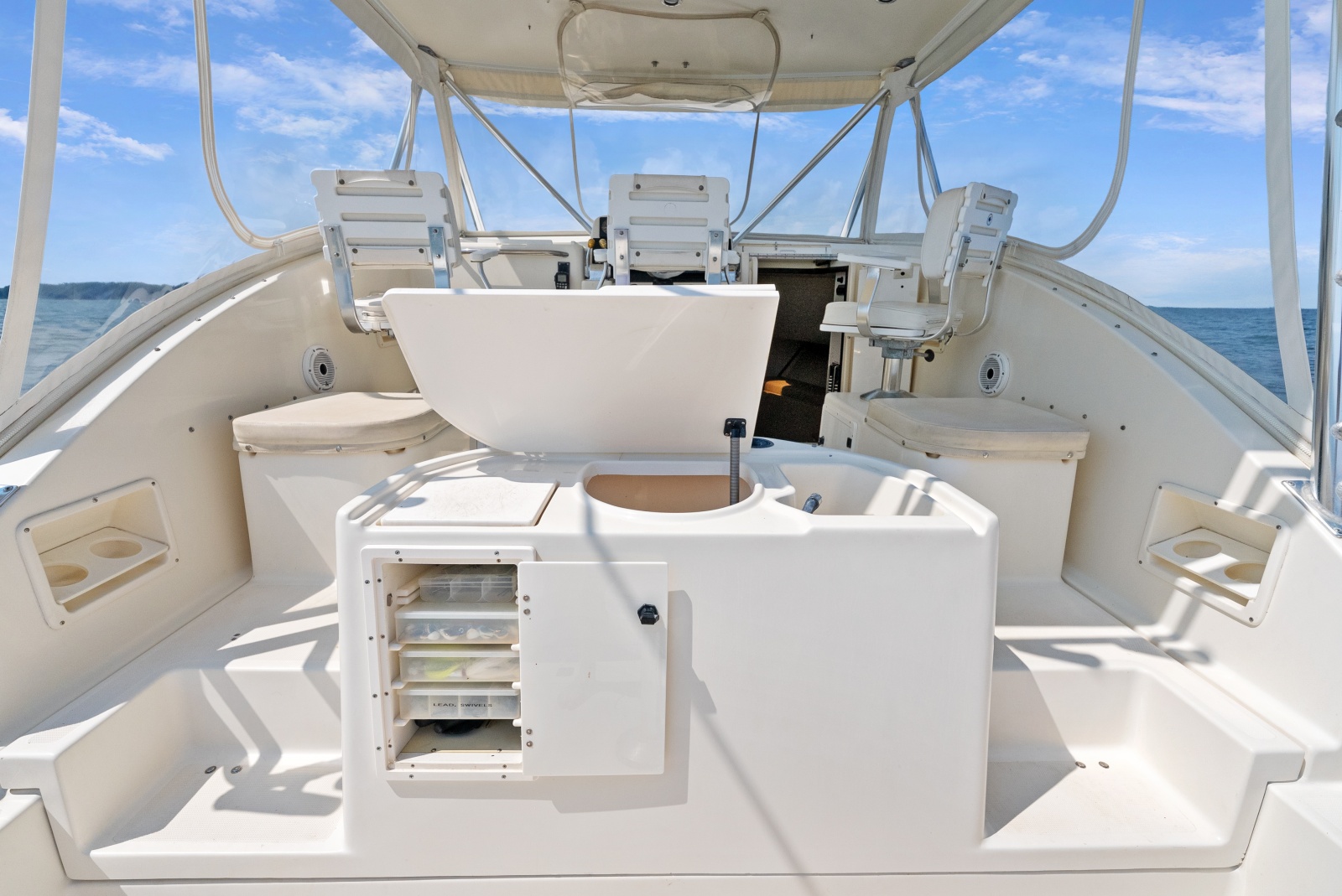 1995 Pursuit 3000 Offshore — _DSC5730