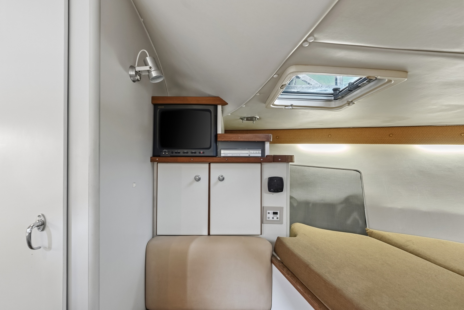 1995 Pursuit 3000 Offshore — _DSC5563