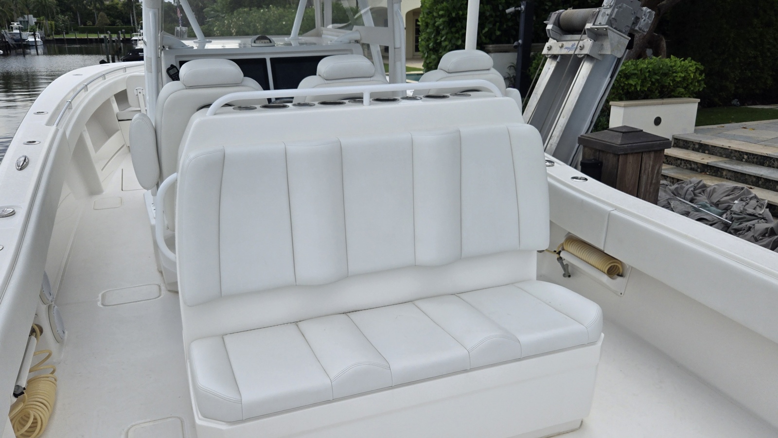 2018 Invincible 39 Open
