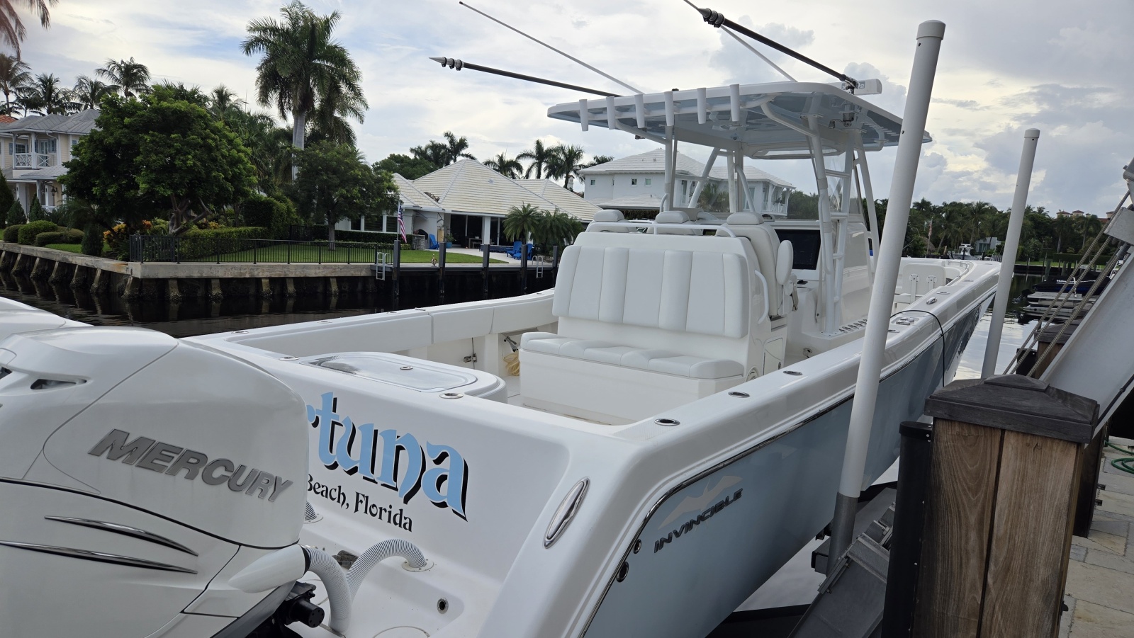 2018 Invincible 39 Open
