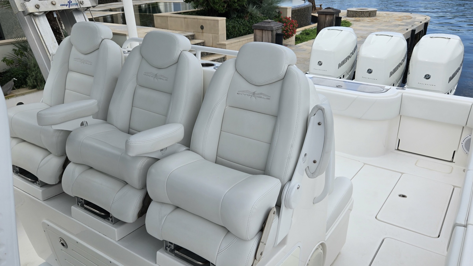 2018 Invincible 39 Open