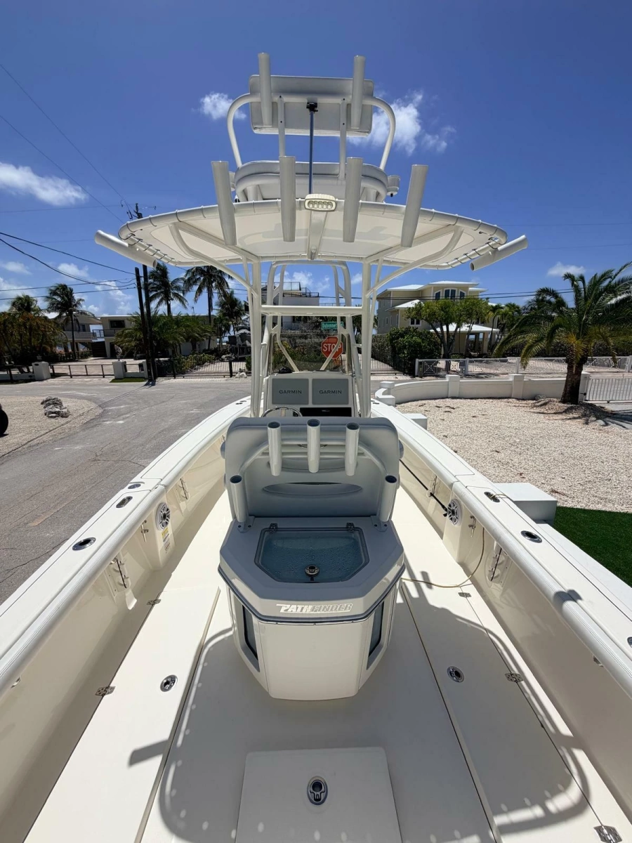 2024 Pathfinder 2400 Open