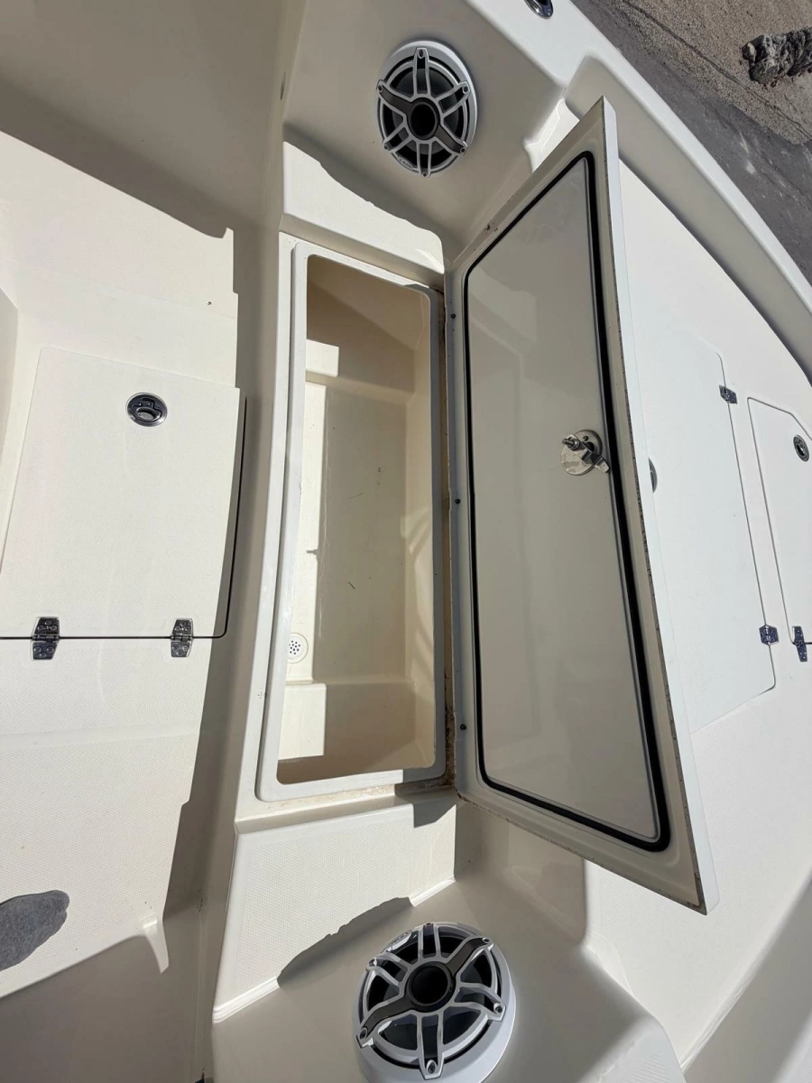 2024 Pathfinder 2400 Open