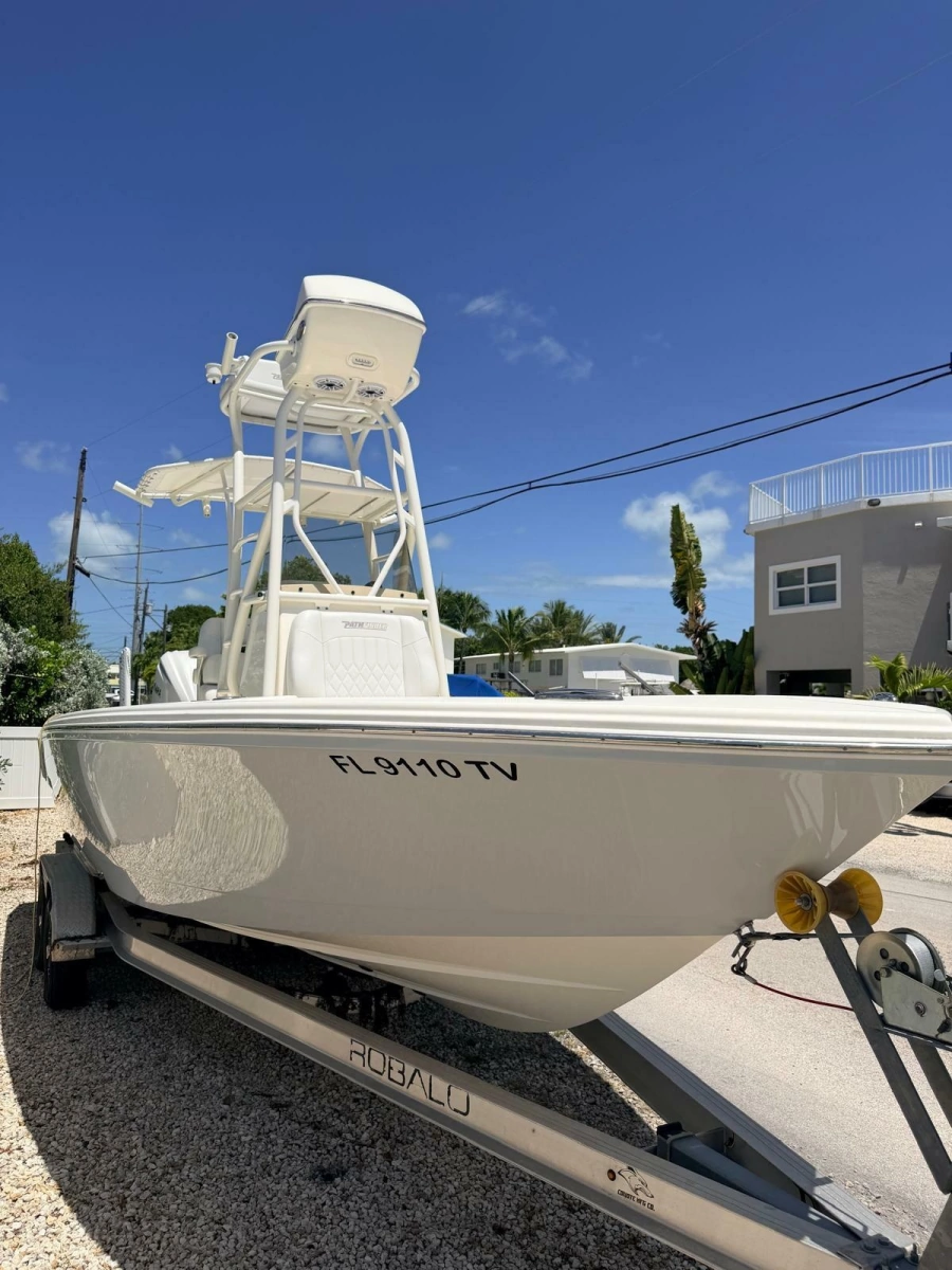 2024 Pathfinder 2400 Open