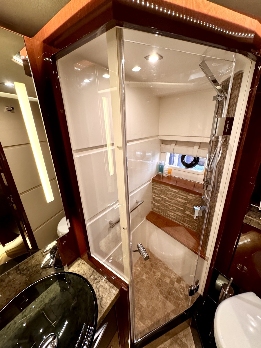 2017 Sea Ray L650 Fly