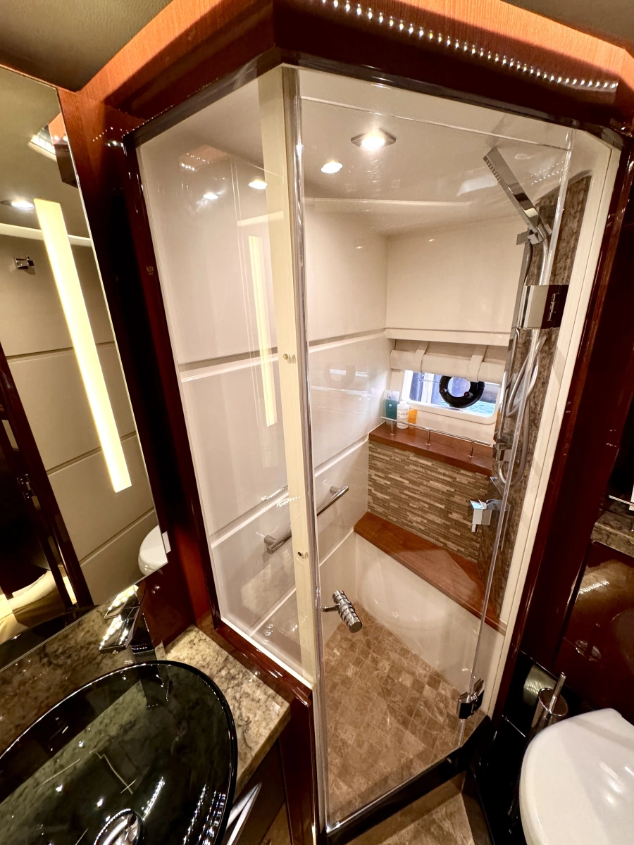 2017 Sea Ray L650 Fly
