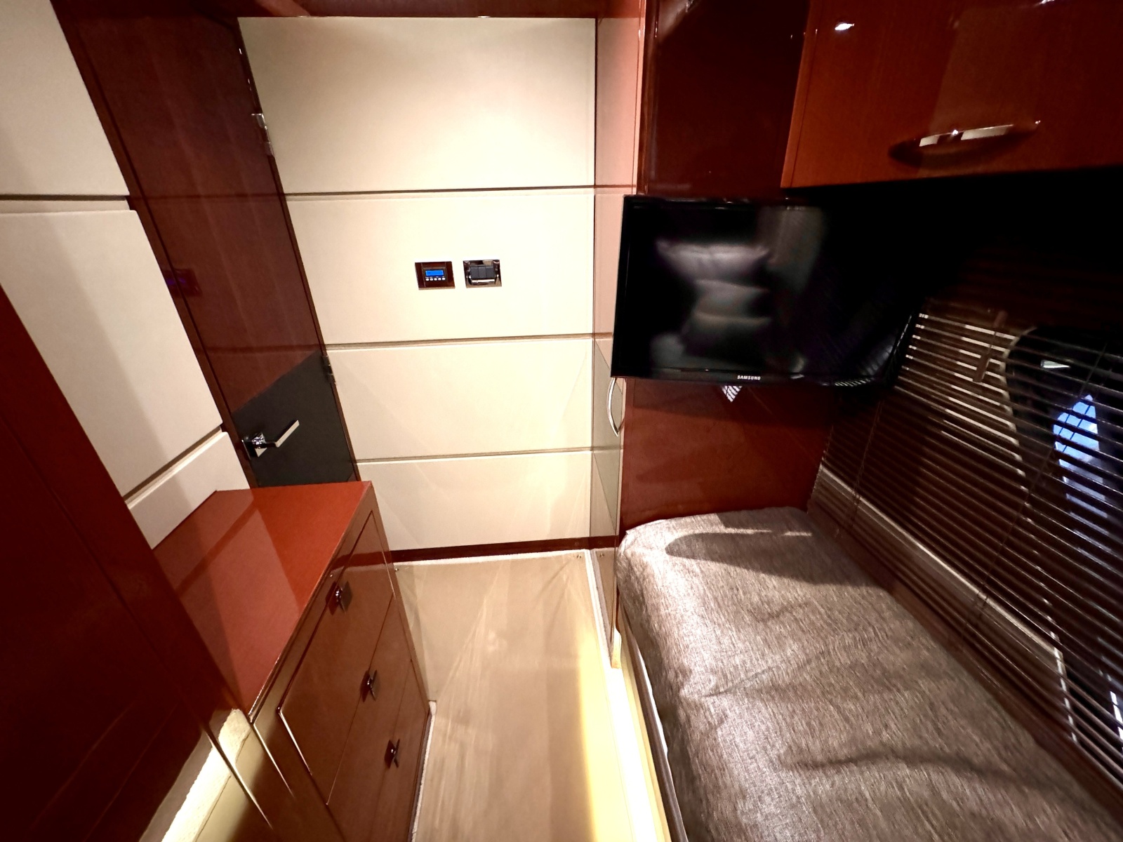 2017 Sea Ray L650 Fly